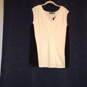 Apt 9 knit cream/blk sleeveless top